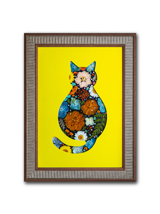 Cozy Cat: Golden Amber 8.3″×11.7″