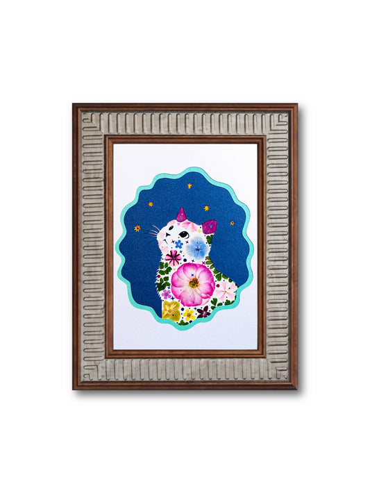 Looking-up Cat: Pure Aurora 5″×7″