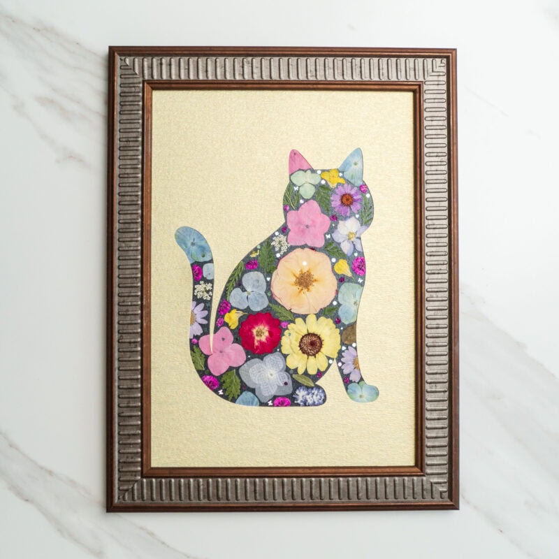 pressed_flower_art_kit_cat_elegant_golden_grace Elegant Cat: Golden Grace