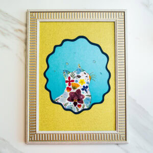 pressed_flower_art_kit_cat_looking_up_golden_wish Looking Up Cat: Golden Wish