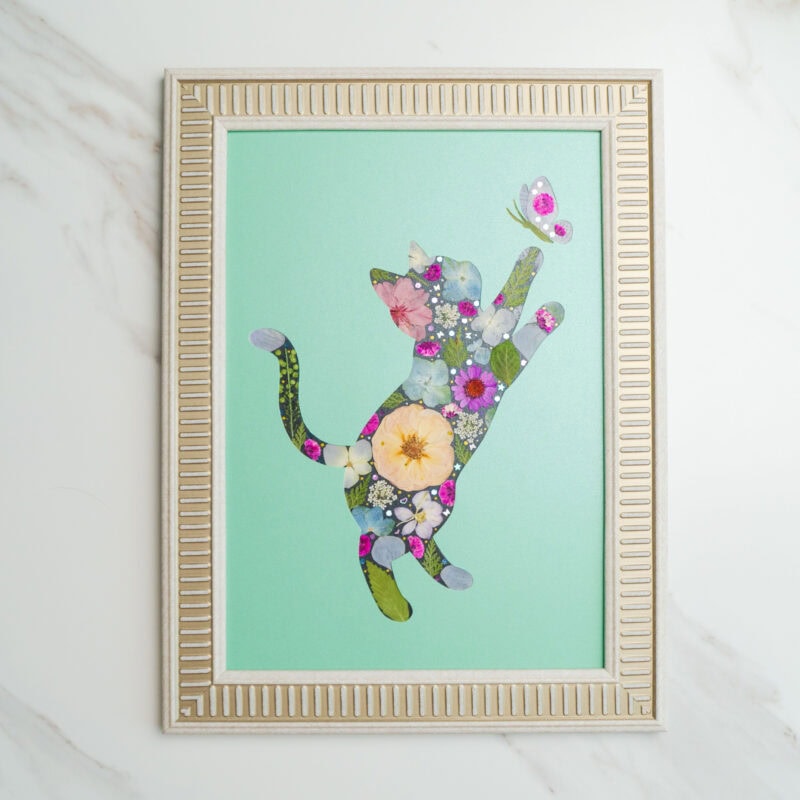 pressed_flower_art_kit_cat_playful_spring_game Playful Cat – Spring Game
