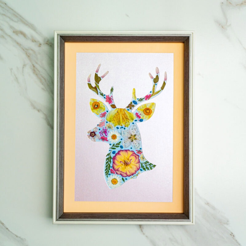 pressed_flower_art_kit_deer_gentle_golden_glow Gentle Deer: Golden Glow