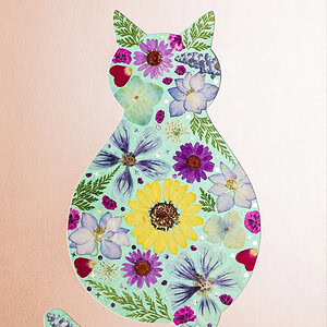pressed_flower_art_kit_cat_cozy_soft_bloom_detail Cozy Cat: Soft Bloom 8.3"×11.7"