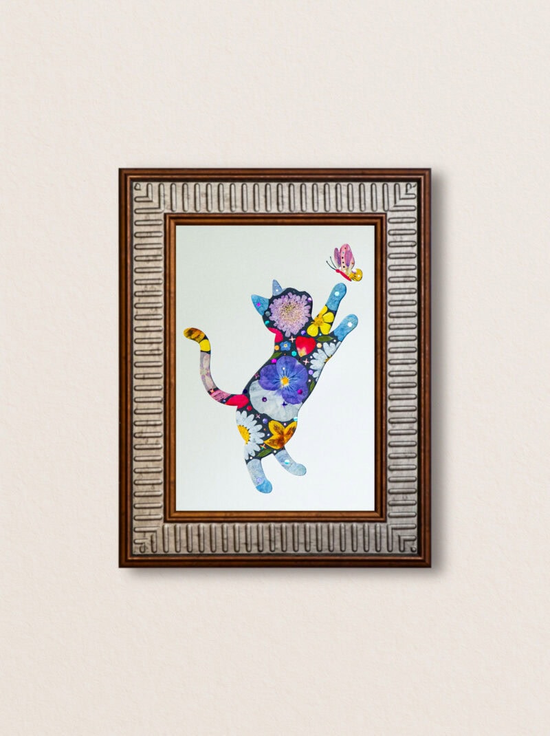 pressed_flower_art_kit_cat_playful_butterfly_catcher_frame Playful Cat: Butterfly Catcher 5"×7"