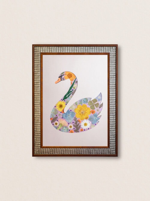 Dreamy Swan: Golden Dawn 8.3"×11.7"