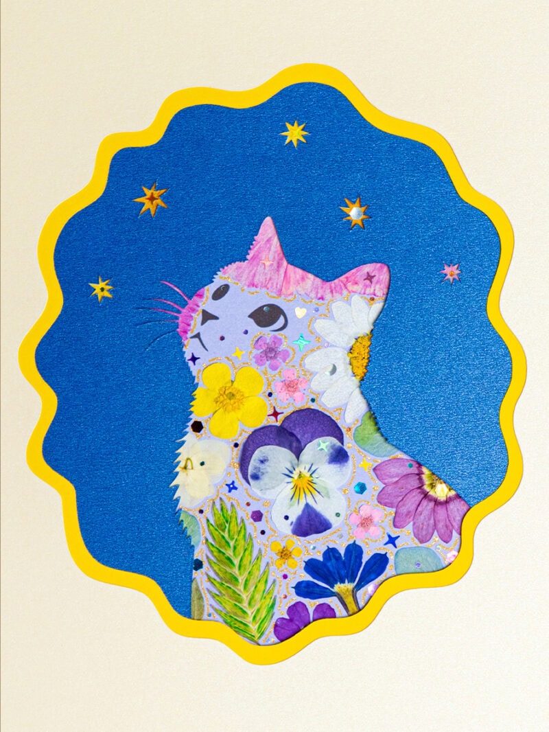 pressed_flower_art_kit_cat_looking_up_lunar_lyric_detail Looking Up Cat: Lunar Lyric 5"×7"