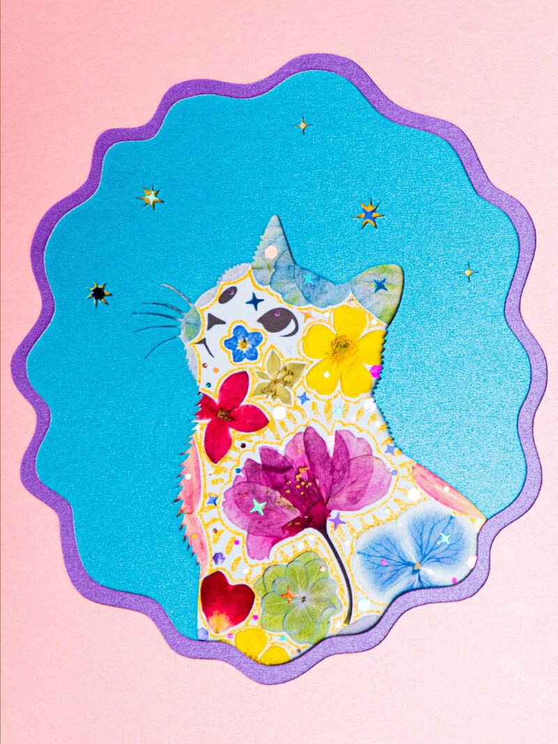 pressed_flower_art_kit_cat_looking_up_roise_realm_detail Looking Up Cat: Rosie Realm 5"×7"
