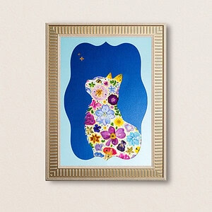 pressed_flower_art_kit_cat_sky_miss_blue_frame Sky Cat: Miss Blue 8.3"×11.7"