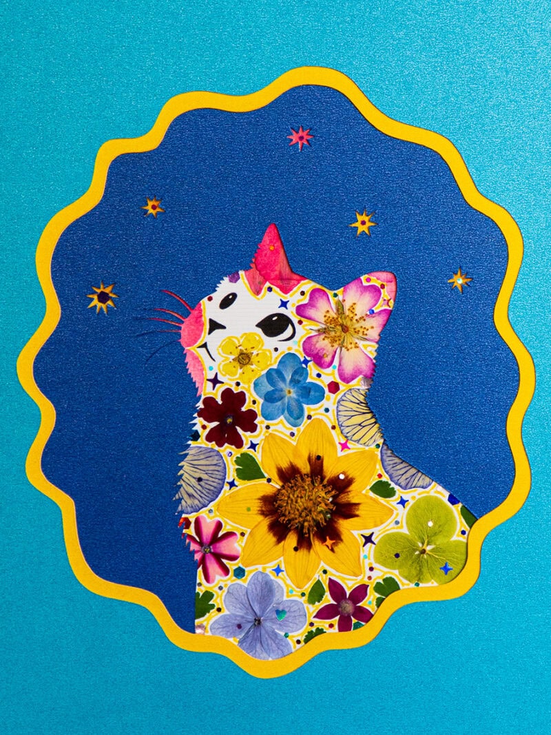 pressed_flower_art_kit_cat_looking_up_golden_meadow_detail Looking Up Cat: Golden Meadow 5"×7"